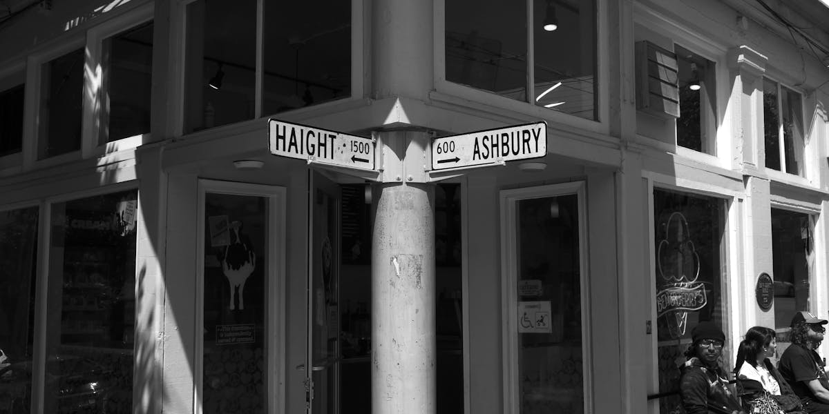 Camisetas com referências a APIs famosas