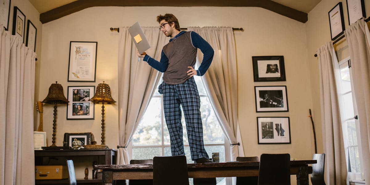 Camisetas com prints de documentação engraçada